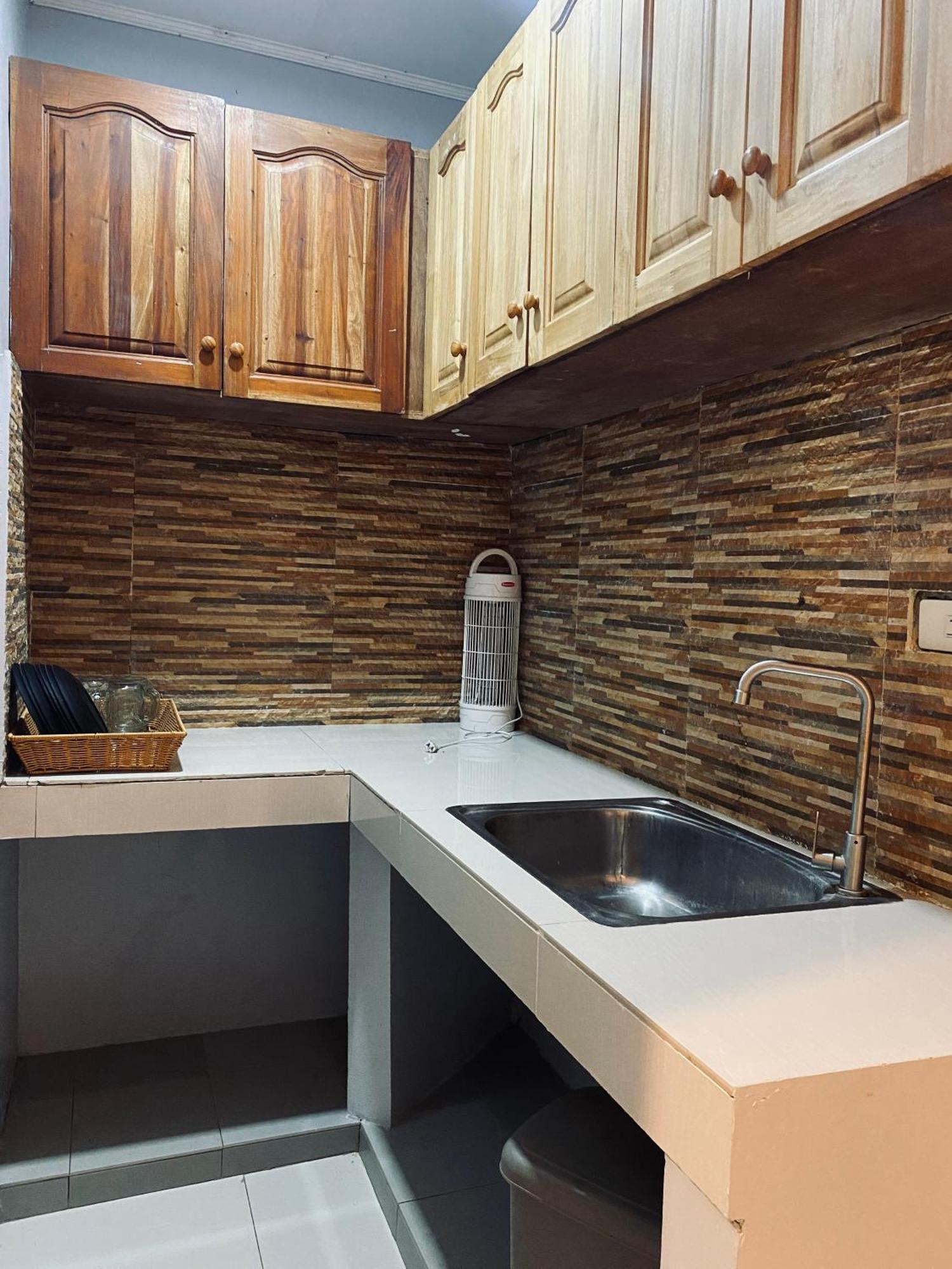 Lakayo Hillside Apartelle San Juan  Exterior foto
